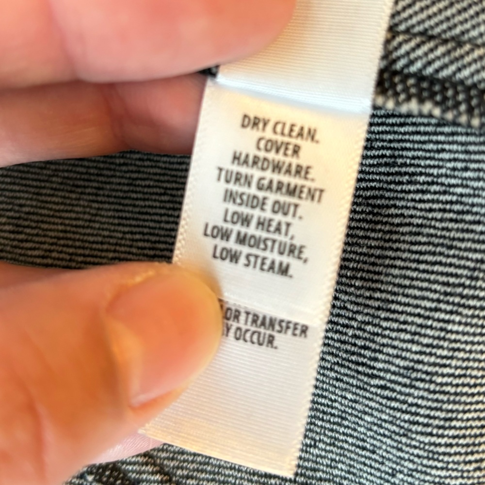 St. John denim jacket with gold embellishments | size 8 - Picture 10 of 10